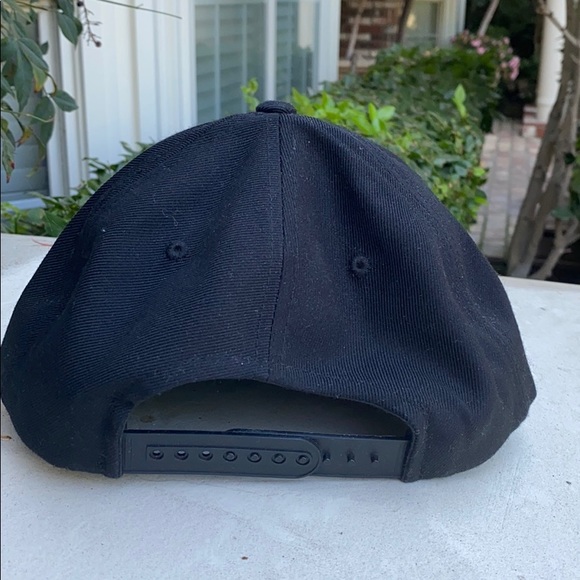 Black H SnapBack Hat Made in Vietnam🇻🇳🎩🧢🖤👒 - Picture 2 of 3
